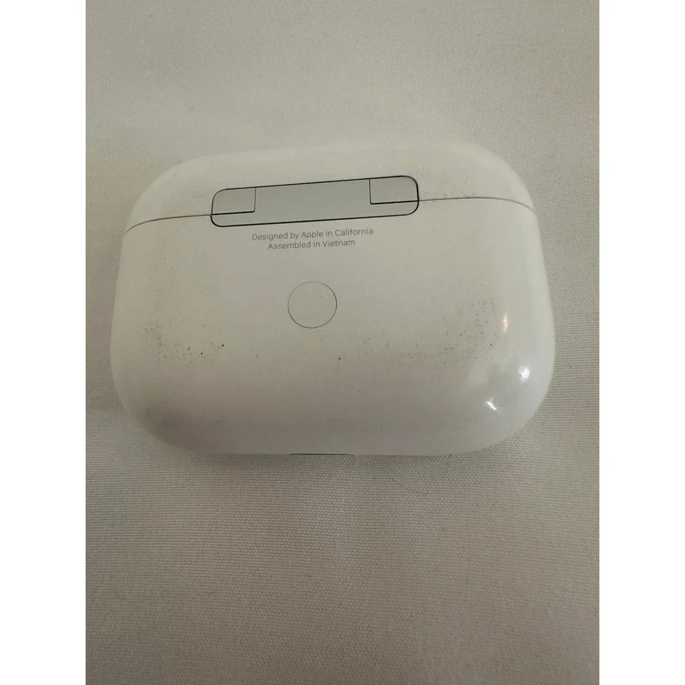 Apple AirPods Pro 1st Gen Wireless Headphones‎ with MagSafe Charging Case A2190